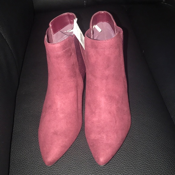 Ann Taylor Pointy Toe Booties Burgundy size 7 1/2 - Picture 10 of 10